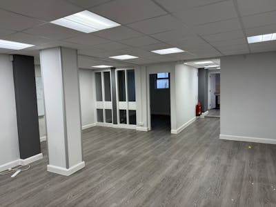 Ground Floor, 6 Church Green West, Redditch, Retail To Let - IMG_1647.JPG