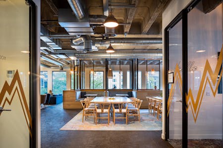 30 Dukes Place, London, Office / Serviced Office To Let - _23A3887.jpg