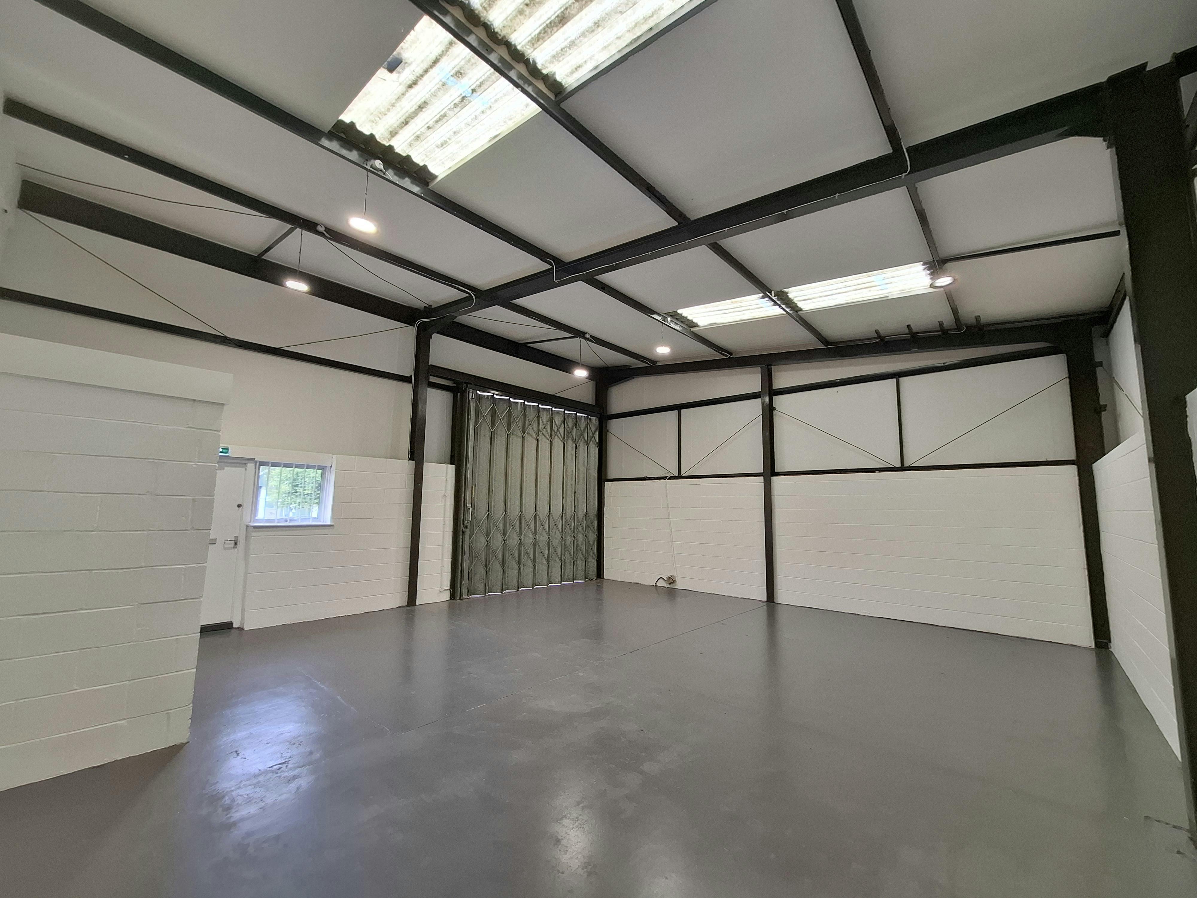 Industrial Unit in Worcester - photo 2