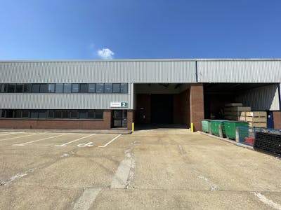 Unit 2, Stocklake Industrial Park, Aylesbury, Industrial To Let - IMG_2004.JPG