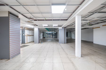 41-43, Cricklewood Broadway, London, Retail To Let - 1431540-2-69bd4c405118f.jpg