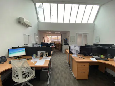 12 Mark Road, Hemel Hempstead, Industrial / Office To Let - Untitled design (39).png