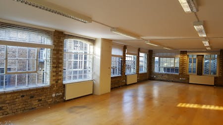 10D Printing House Yard, London, Office To Let - New Office Int3.jpg