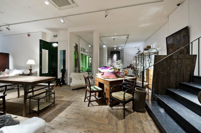 533 Kings Road, Chelsea, Sw10, Office / Retail To Let - gf unit@533 lots rd-6469.jpg