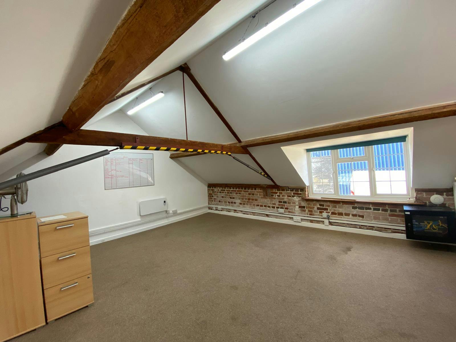 8A Hartley Business Park, Selborne Road, Alton, Offices To Let - 335af48064f3404bb1a86e011b203129.JPG