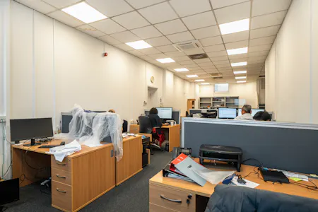 168 Finchley Road, London, Office To Let - 1513065 (4).jpg