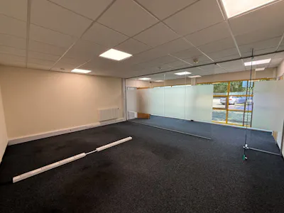 Unit 17 Ash, Kembrey Park,, Swindon, Industrial / Warehouse To Let - 5.jpg