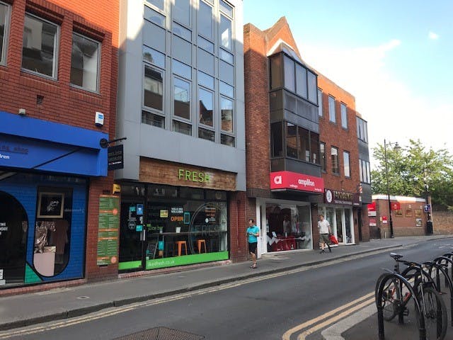 8 William Street, Windsor, Retail To Let - 10 Willaim Street Parade.jpg