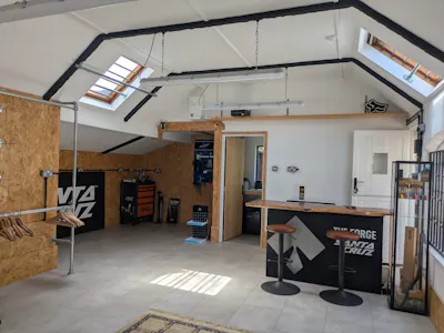 The Forge, 48 Station Road, Guildford, Retail To Let - 99d2d13f-125e-4c67-8093-5364074a00a0.JPG