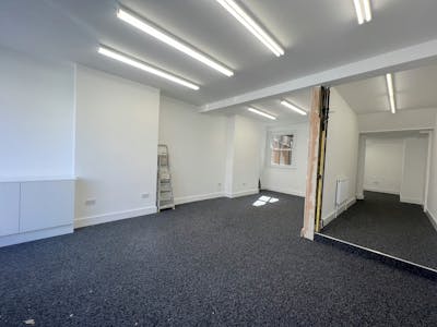 30 Replingham Road, London, Retail To Let - IMG_5268.jpg