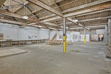 Unit 13 Mount Road Industrial Estate, Huddersfield, Industrial To Let - IMG_0423.jpg