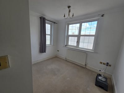 Former Post Office, Burnham Road, Chelmsford, Office / Retail / Yard To Let - IMG20250806WA0026.jpg