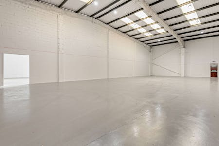 Unit 5A-5B East & Unit 5B West, Roundways Industrial Estate, Bournemouth, Industrial To Let - 8660223interior08800.jpg