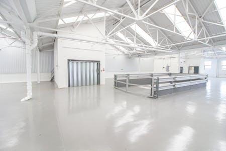 Northolt 68, Northolt, Industrial / Warehouse For Sale - 3.jpg