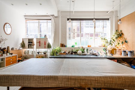 Front Shop, 12-18 Hoxton Street, Shoreditch, Leisure / Office / Retail To Let - Hoxton St 12-18 GF - 3.jpg