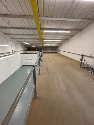 Unit 5 Bear Court, Basingstoke, Industrial To Let - BC5Picture7  16 10 2025.jpg