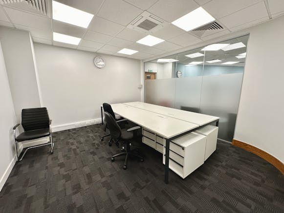 34, George Street, Luton, Office To Let - Image 6