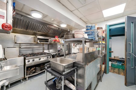 Paddy the Farmers, Old Blackrock Road, Cork City, Licensed Premises For Sale - 0226 Paddy The Farmers (18).JPG