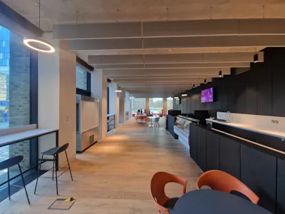 Tower Hamlets Town Hall, London, E Class restaurant (with extract) / Restaurant / Cafe / Retail To Let - 707fca04-5591-410e-9406-f4c202d905c6.jpg