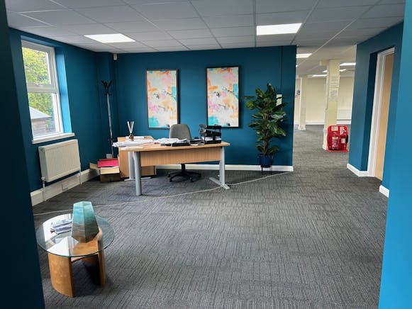 33 High Street, Ascot, Offices / Retail For Sale - 42.jpg
