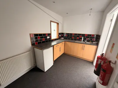 38 The Vintners, Southend-on-Sea, Industrial To Let - WhatsApp Image 2026-07-09 at 14.34.38 (5).jpeg
