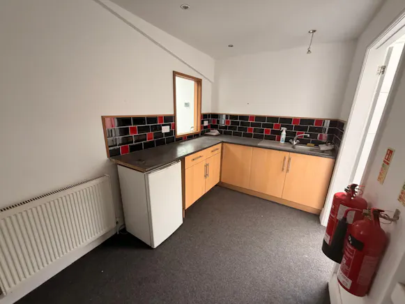38 The Vintners, Southend-on-Sea, Industrial To Let - WhatsApp Image 2026-07-09 at 14.34.38 (5).jpeg