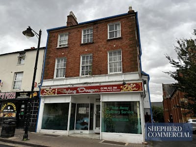 69 Bridge Street, Evesham, Office / High Street Retail To Let - IMG_3830.png