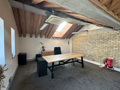 Second Floor, The Works, Chiswick, Office To Let - IMG_2781.JPEG