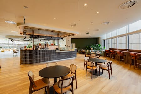 200 Aldersgate Street, Barbican, Farringdon, Office To Let - Business Lounge