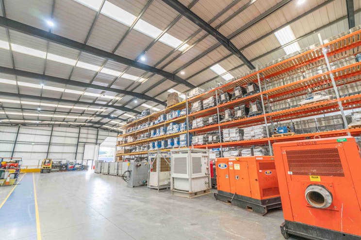 Unit 2 Thames Valley Connect, Bracknell, Industrial / Warehouse To Let - Internal2.jpg