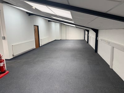 Unit 10 Enfield Industrial Estate, Redditch, Industrial/Logistics To Let - IMG_5802.JPG