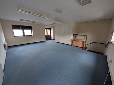 1C Merrow Business Park, Guildford, Light Industrial / Office For Sale - 1000069459.jpg