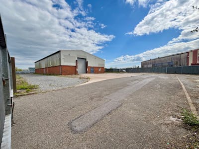 Unit C5i, North Road, Bridgend, Industrial To Let - C5i Bridgend 02.jpg