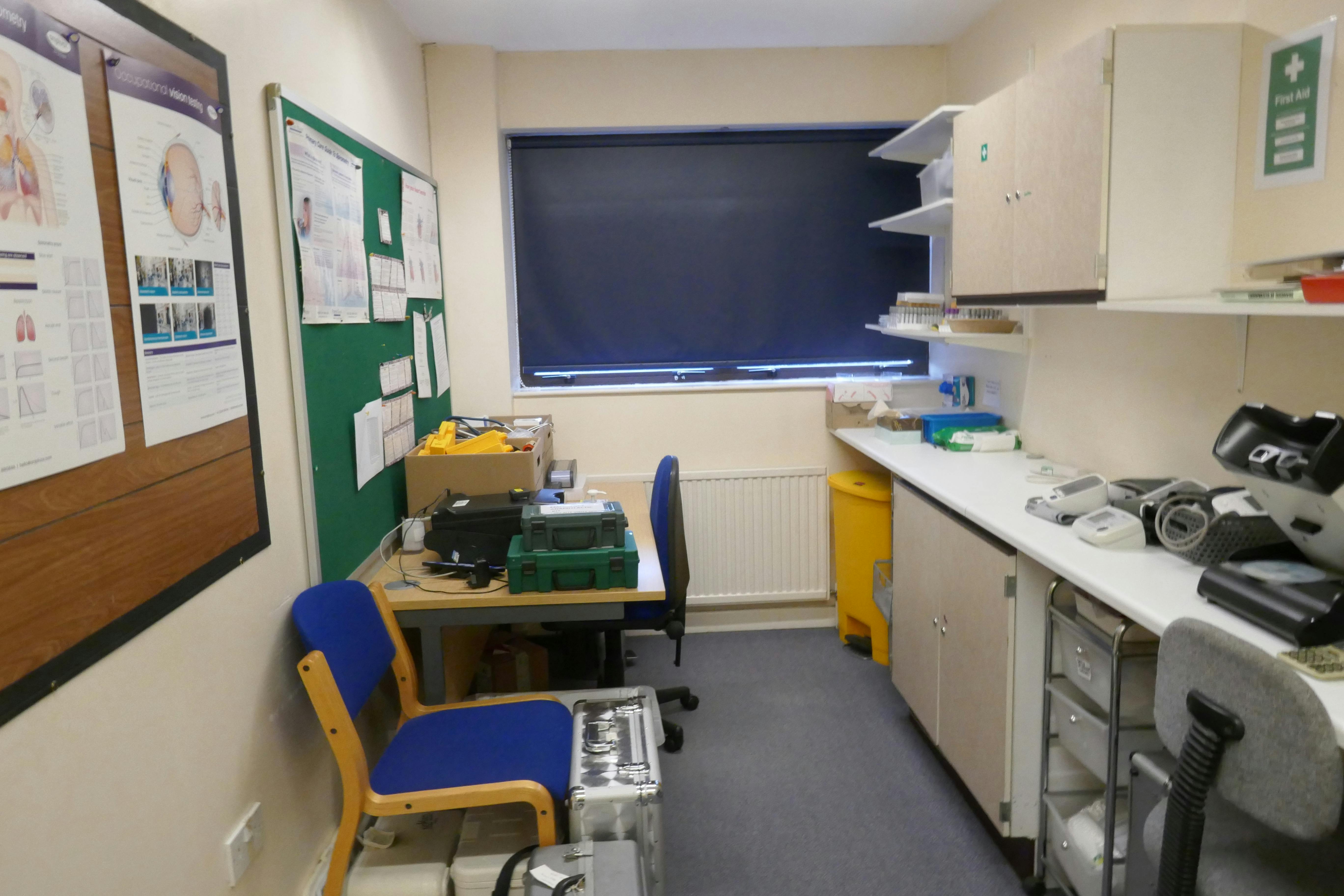 Stephen Taylor House, Harlow, Offices For Sale - P1060525.JPG