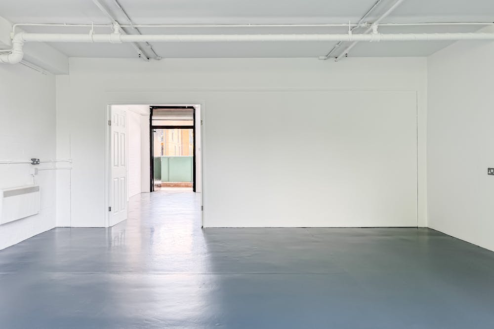 Unit 35 Regent Studios, 8 Andrews Road, London, Industrial To Let - TT Gasp  Low Res 11.jpg