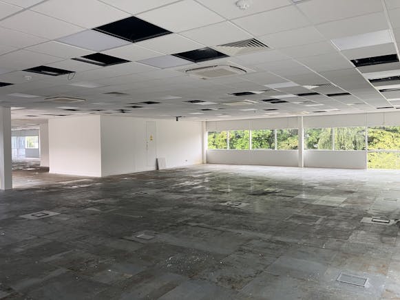 Mulberry Building, Mulberry, Swindon, Office To Let - 20240819 092519.jpg Mulberry Building, Mulberry, Swindon, Office To Let - 20240819 092519.jpg