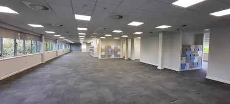 Unit 1, Apex Park, Worcester, Office To Let - 20240416_122201.jpg