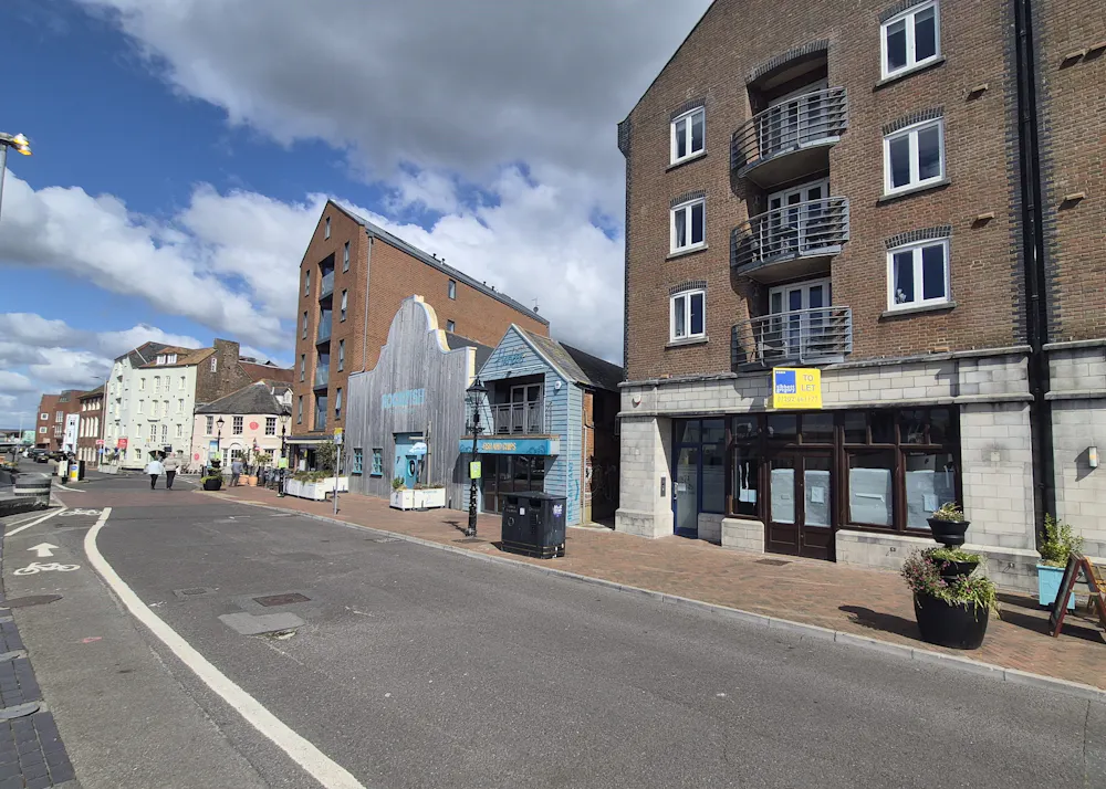 Unit 15 The Quay - 20260515_101650 - 1.jpg