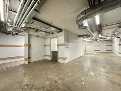 11a Bancroft, Hitchin, Retail To Let - storage 1