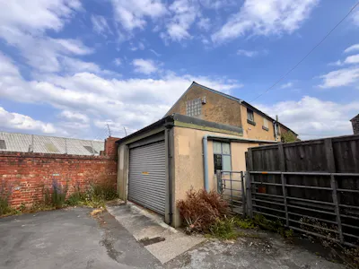 50 Chatsworth Road, Harrogate, Industrial For Sale - image00003.jpeg