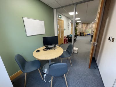 2 Winnersh Fields, Wokingham, Office For Sale - Unit 2  Winnersh Fields 14.JPG