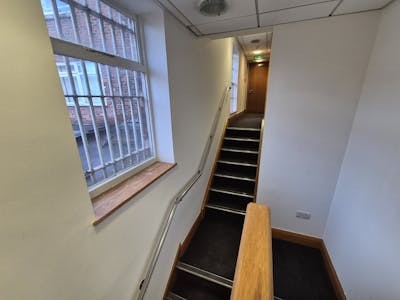 16 Great Underbank, Stockport, Retail To Let - 20251216_140554.jpg