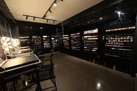 Unit 6, 36-42 New Inn Yard, London, Office To Let - 1Z5A9872.JPG