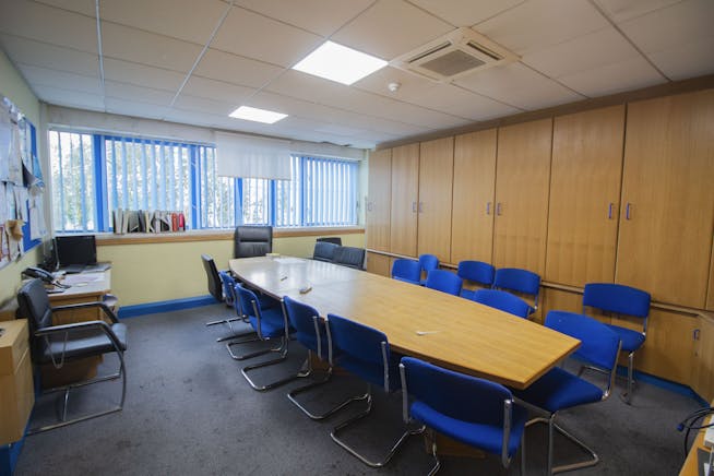 Unit 28, Cygnus Business Centre, Willesden, Industrial / Warehouse / Trade Counter / Showroom To Let - 8.jpg