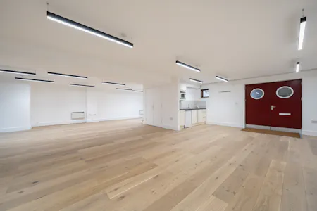 8 Waterson Street, London, Office For Sale - 1520191 (4).jpg