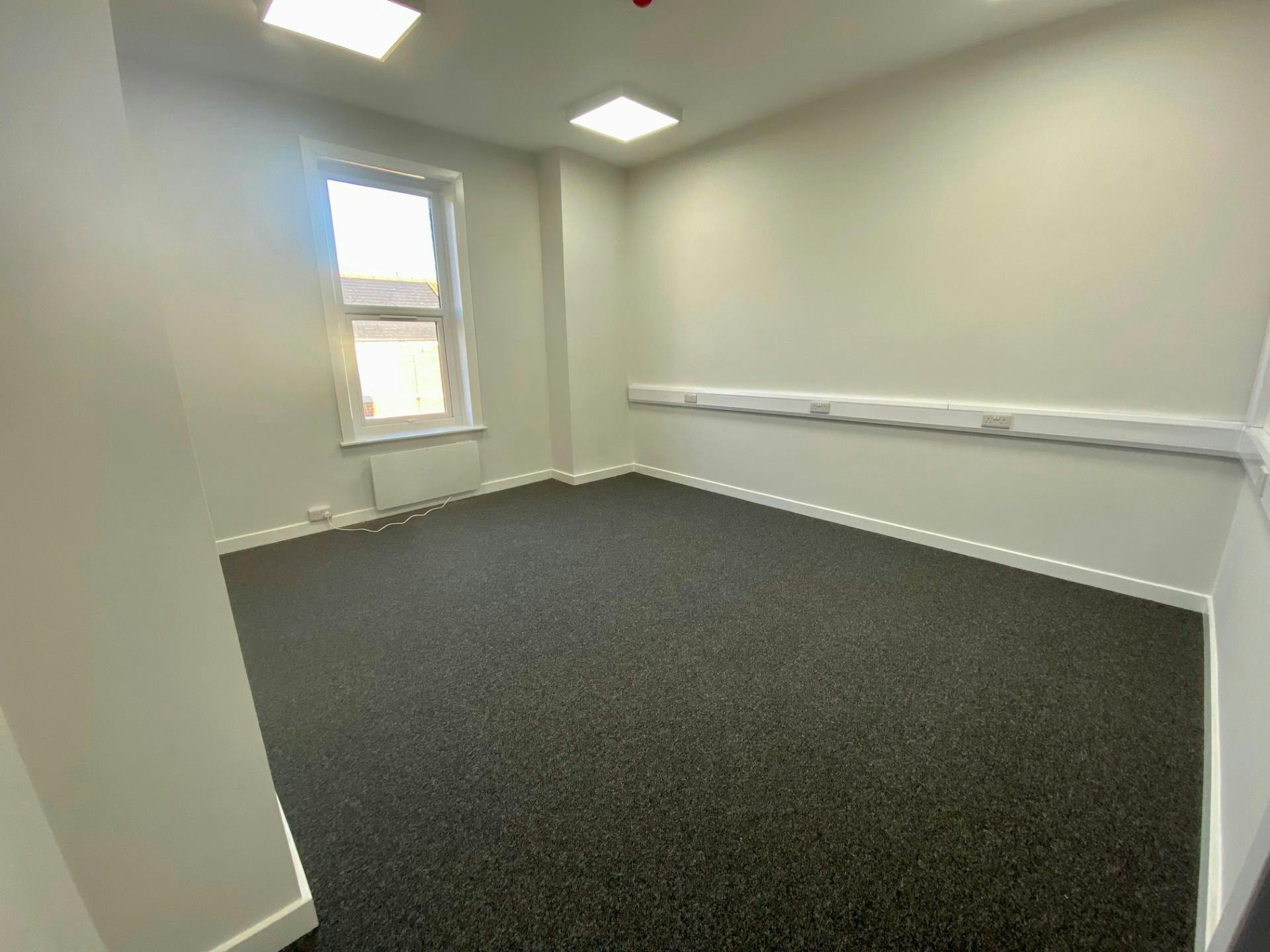 Offices At The High House, Church Street, Seaham, Offices To Let - thumbnail_IMG_1913.jpg