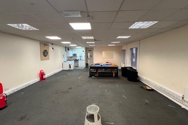 Unit 7, Wood Green Lease Assignment - 6.jpg Unit 7, Wood Green Lease Assignment - 6.jpg