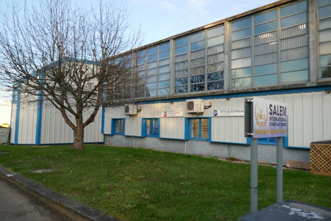 Unit 13, New Horizon Business Cente, Harlow, Offices To Let / For Sale - 13 New Horizon details 3.JPG