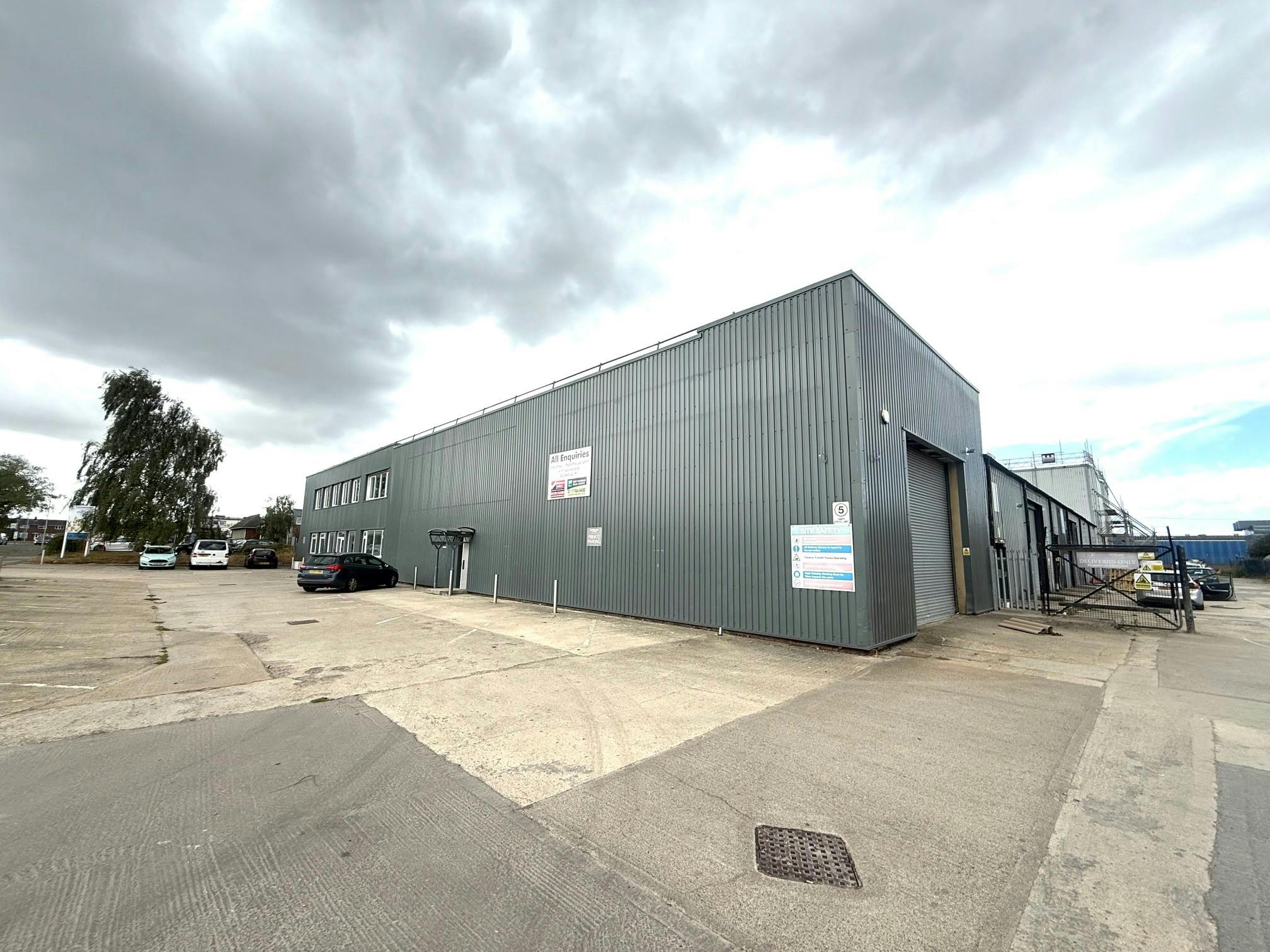 Unit 1 Greenbridge Centre, Greenbridge Road, Swindon, Industrial To Let - 2.jpg