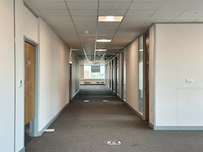 Arndale House, Luton Point, Luton, Office To Let - Image 7